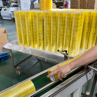 Cinta adhesiva de embalaje BOPP amarillenta transparente para cajas de cartón