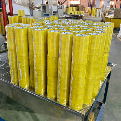 Un buen precio. 100y/200y/1000y BOPP cinta de embalaje de envío Precio de fábrica Venta en caliente en línea