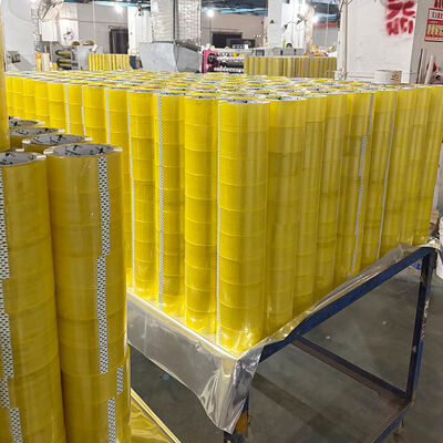 Un buen precio. Cinta de embalaje BOPP adhesiva fuerte amarilla transparente para sellado de cajas en línea